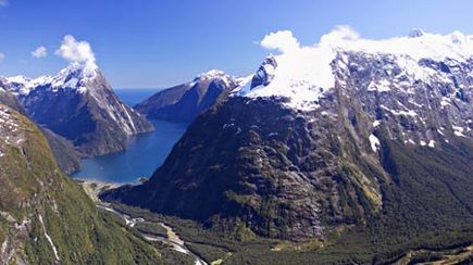 Spectacular South Island with Cairns, Melbourne & Sydney